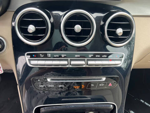 2015 Mercedes-Benz C-Class C 300 4MATIC