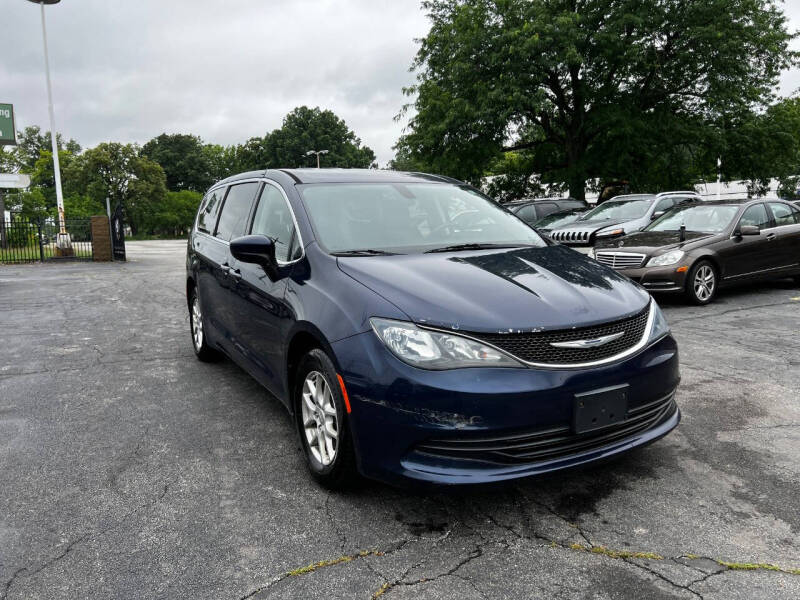2017 Chrysler Pacifica LX