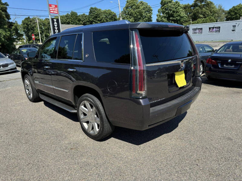 2015 Cadillac Escalade Luxury