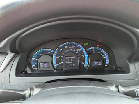 2014 Toyota Camry Hybrid LE