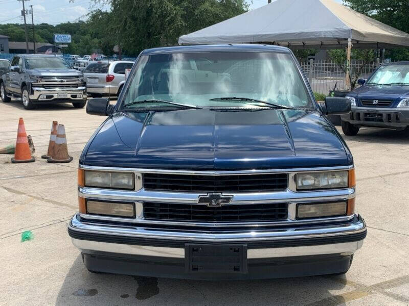 1999 Chevrolet C/K 1500 Series for sale at AZTECA AUTO SALES in Dallas TX