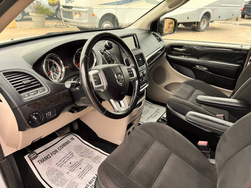 2017 Dodge Grand Caravan SE