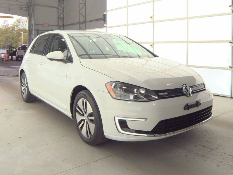 2016 Volkswagen e-Golf SE
