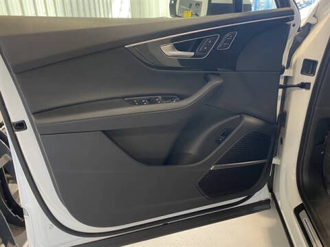 2024 Audi Q7 quattro Premium Plus 45 TFSI