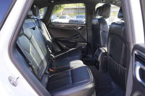 2020 Porsche Macan S