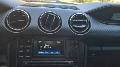 2017 Ford Mustang V6