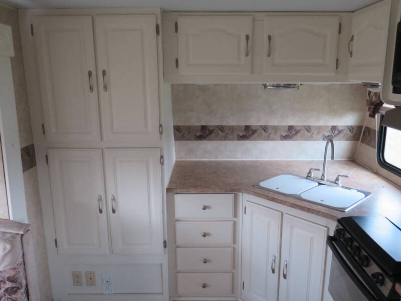 2006 Dutchmen RV Adirondack