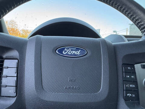 2011 Ford Escape XLT
