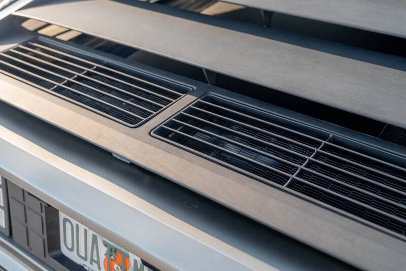 1981 DeLorean DMC-12