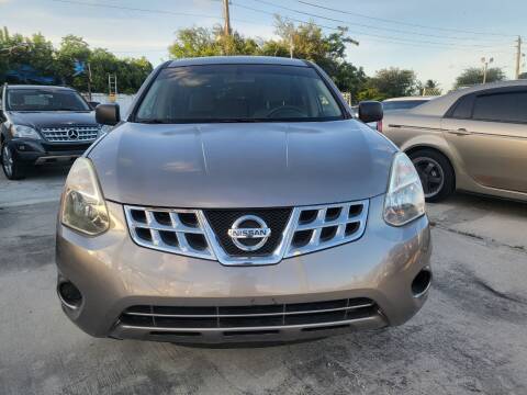 2013 Nissan Rogue for sale at 1st Klass Auto Sales in Hollywood FL