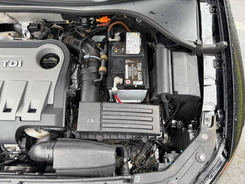 2014 Volkswagen Passat 2.0L TDI SE