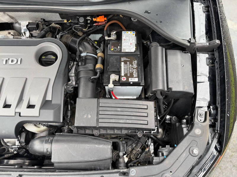 2014 Volkswagen Passat 2.0L TDI SE