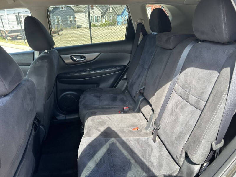 2015 Nissan Rogue SV