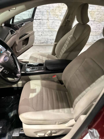 2018 Ford Fusion Hybrid SE