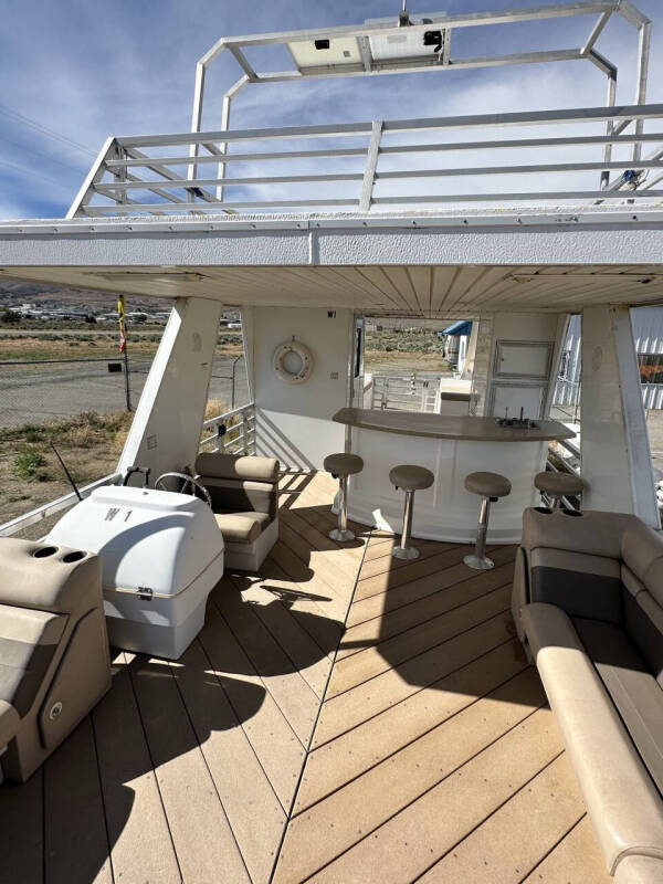 2008 DESTINATION YACHTS n/a