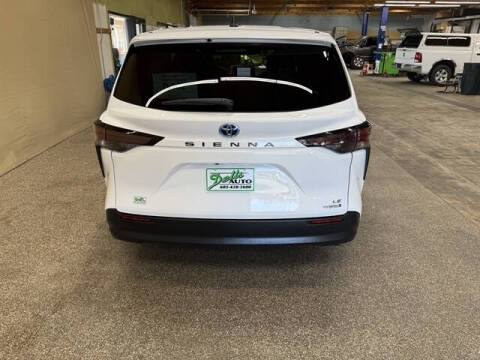 2024 Toyota Sienna LE 8-Passenger