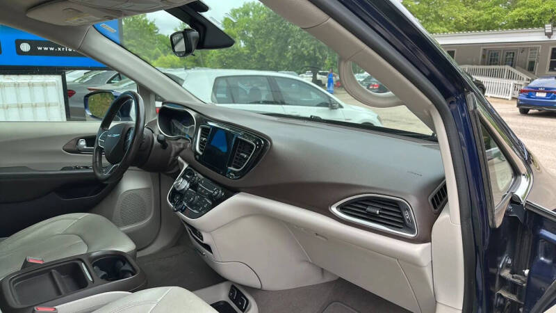 2017 Chrysler Pacifica