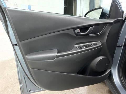 2020 Hyundai Kona SEL Plus