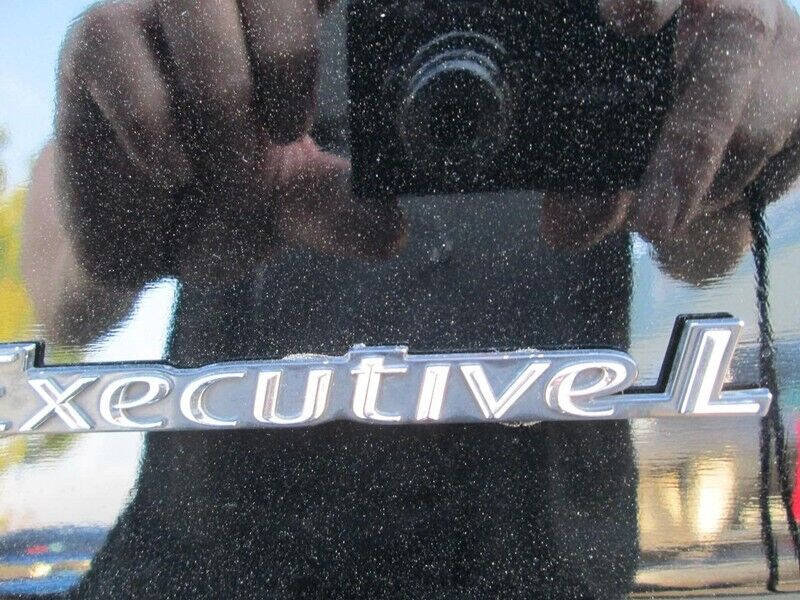 2011 Lincoln Town Car Executive L