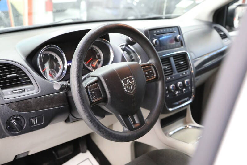 2015 Dodge Grand Caravan SXT Plus