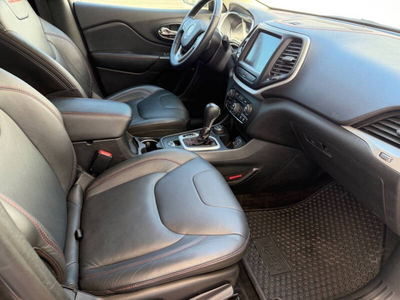 2015 Jeep Cherokee Trailhawk