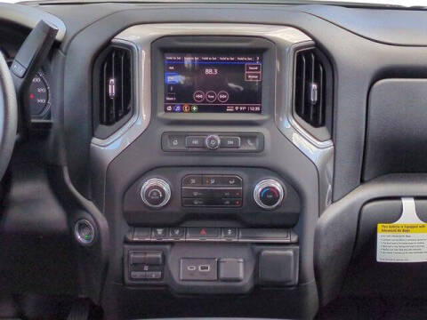 2025 GMC Sierra 2500HD Pro