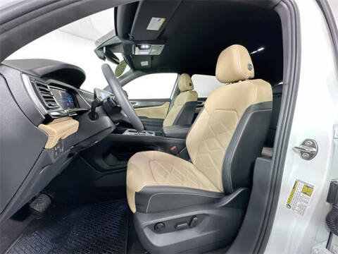 2024 Volkswagen Atlas Cross Sport SE 4Motion