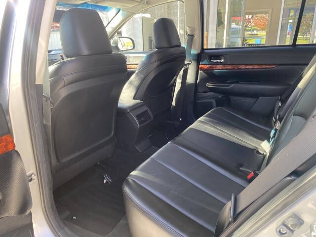 2011 Subaru Outback 2.5i Limited