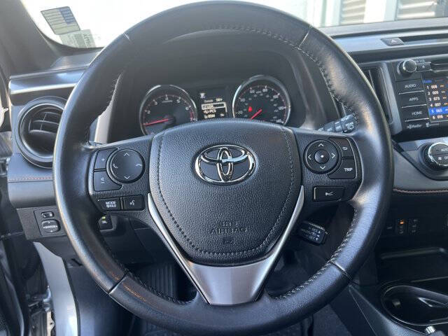 2018 Toyota RAV4 SE