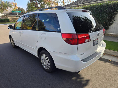 2005 Toyota Sienna