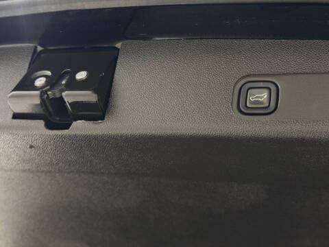 2011 GMC Yukon Denali