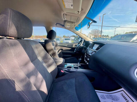 2013 Nissan Pathfinder SV