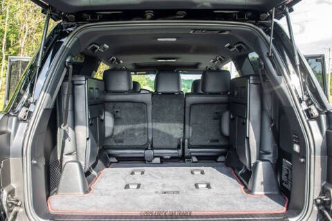 2021 Lexus LX 570 Three-Row