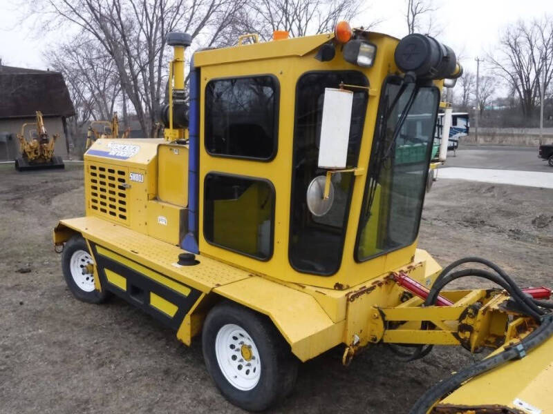 2012 Superior Broom SM80J Propelled Sweeper