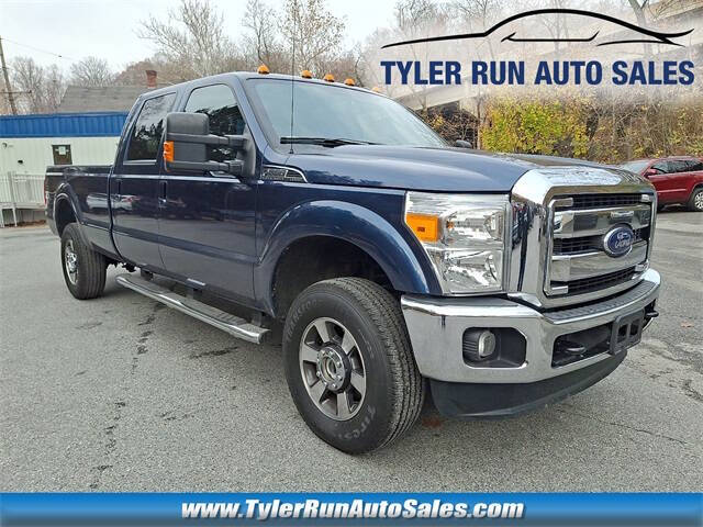 2016 Ford F-350 Super Duty Lariat's photo