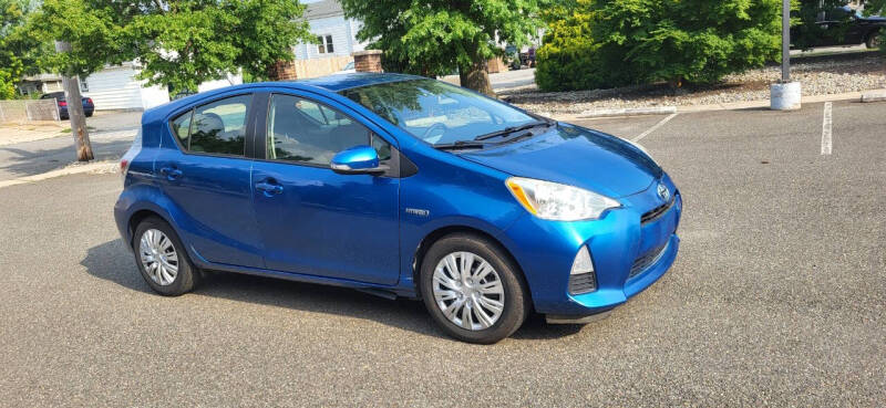 2012 Toyota Prius c Two
