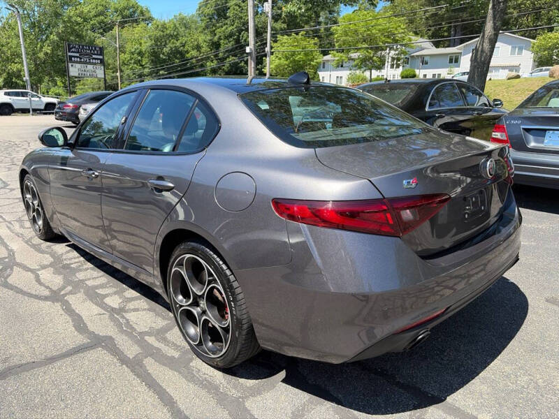 2022 Alfa Romeo Giulia