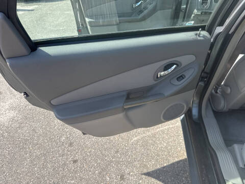 2005 Chevrolet Malibu Maxx LS