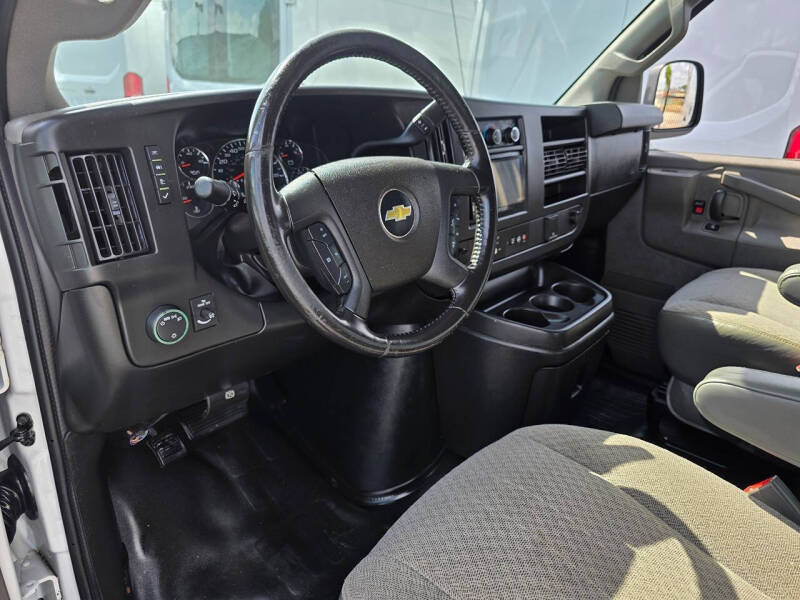 2020 Chevrolet Express 2500