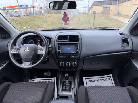 2018 Mitsubishi Outlander Sport LE