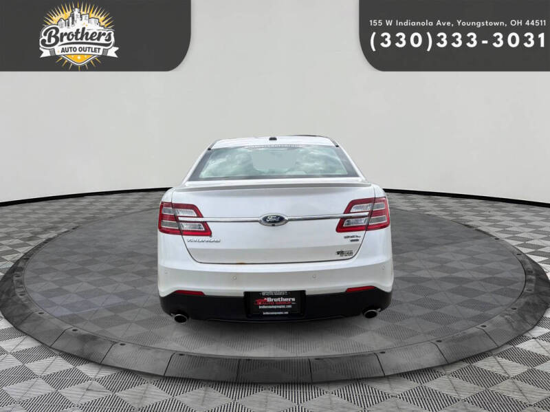 2015 Ford Taurus SEL