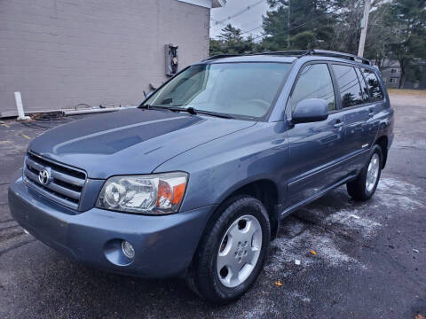 2007 Toyota Highlander for sale at Topham Automotive Inc. in Middleboro MA