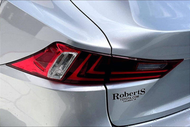 2016 Lexus IS 200t