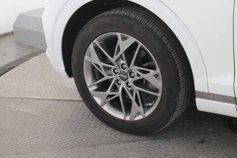 2022 Genesis GV70 2.5T Standard