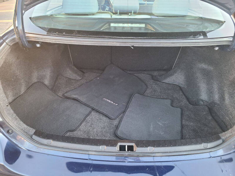 2011 Toyota Corolla LE