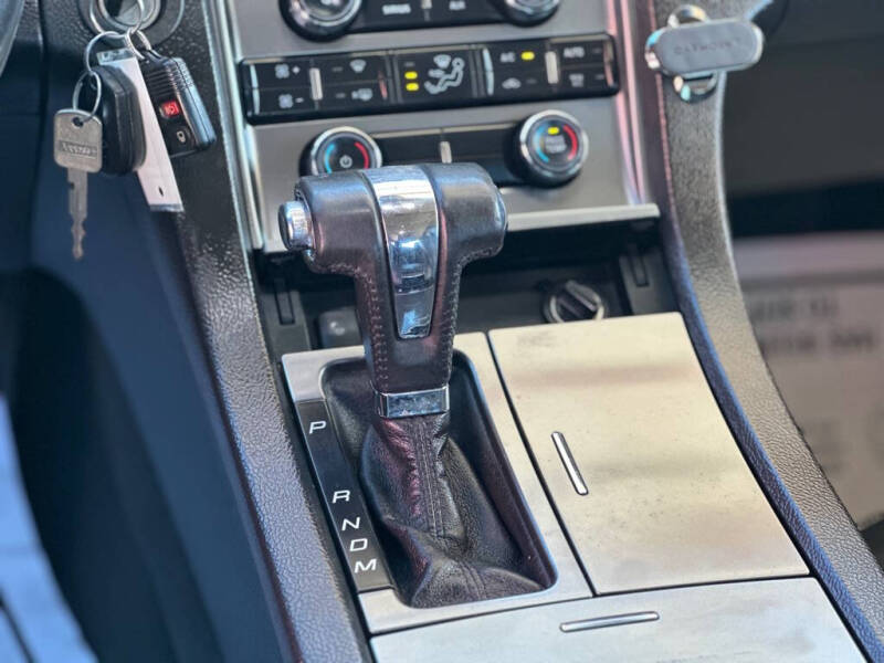 2010 Ford Taurus Limited