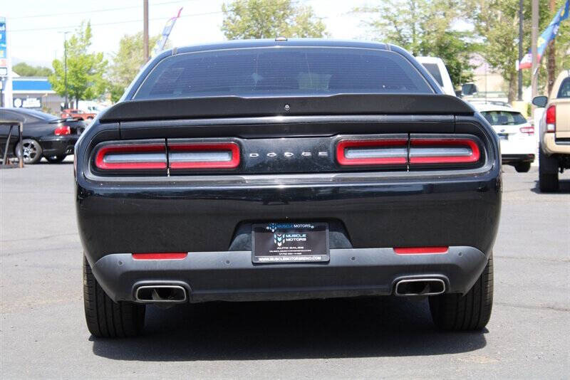 2018 Dodge Challenger SXT
