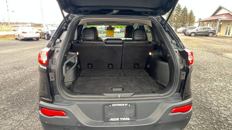 2018 Jeep Cherokee Latitude Plus