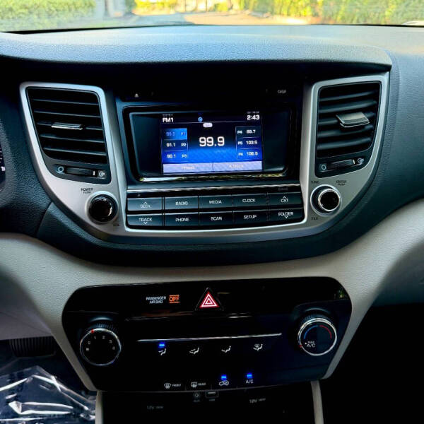 2017 Hyundai Tucson SE