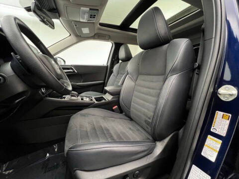 2024 Mitsubishi Outlander SE